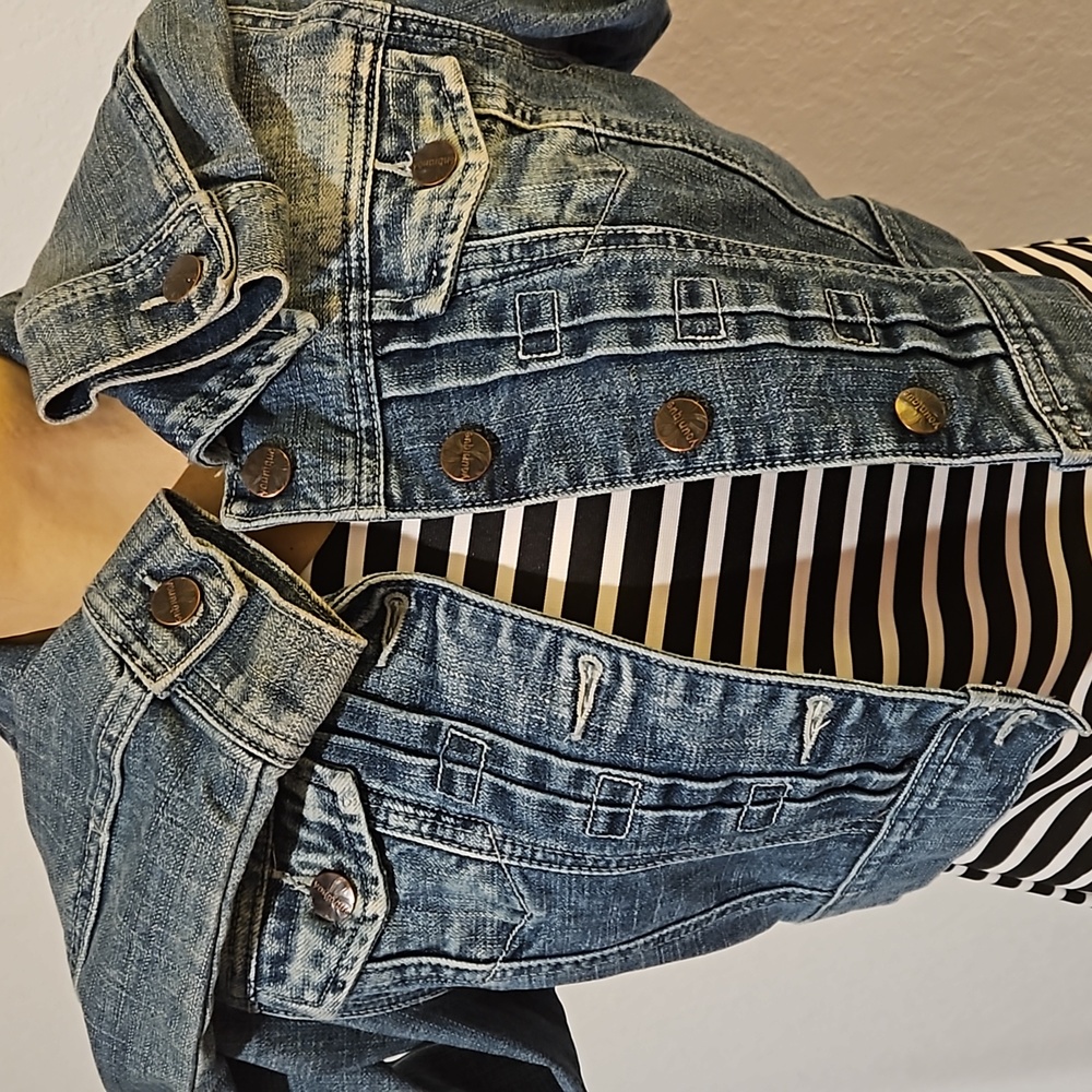 Younique Jean jacket